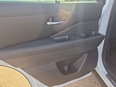 New 2025 Nissan Pathfinder Platinum w/ Lighting Package (N92) image 41