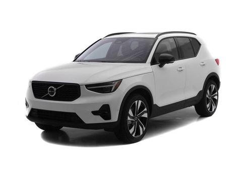 New 2025 Volvo XC40 B5 Ultra w/ Protection Package Premier image 1