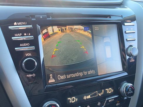 Used 2019 Nissan Murano SL image 5