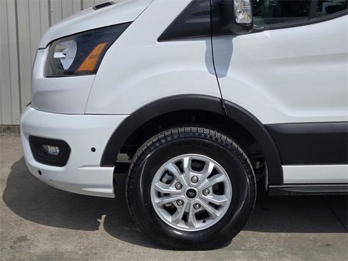 Used 2024 Ford Transit 350 XLT image 11