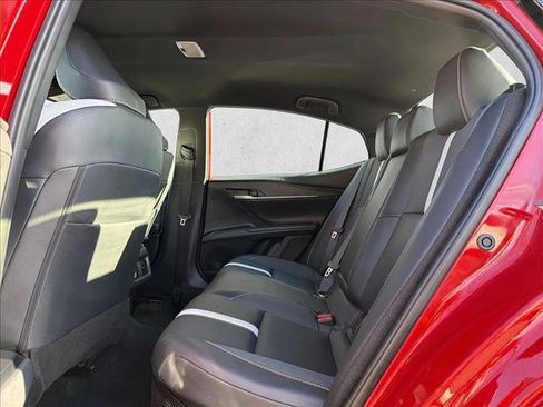 Used 2025 Toyota Camry SE image 22