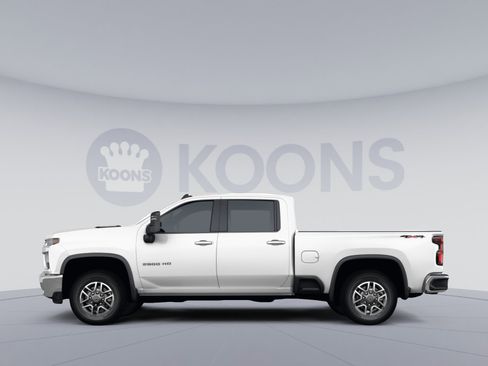 Used 2021 Chevrolet Silverado 2500 LT w/ Remote Start Package AWD/4WD image 2