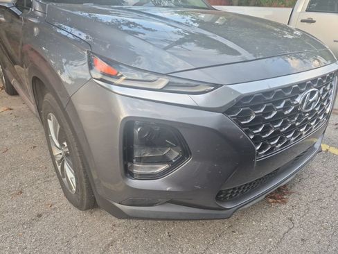 Used 2019 Hyundai Santa Fe SEL FWD image 16