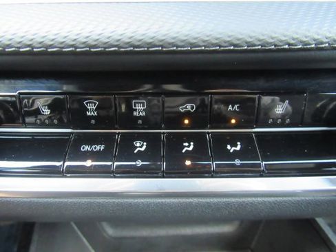 Used 2026 Chevrolet Equinox LT image 43