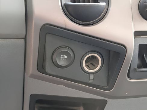Used 2022 Ford F650 2WD Regular Cab Super Duty image 21