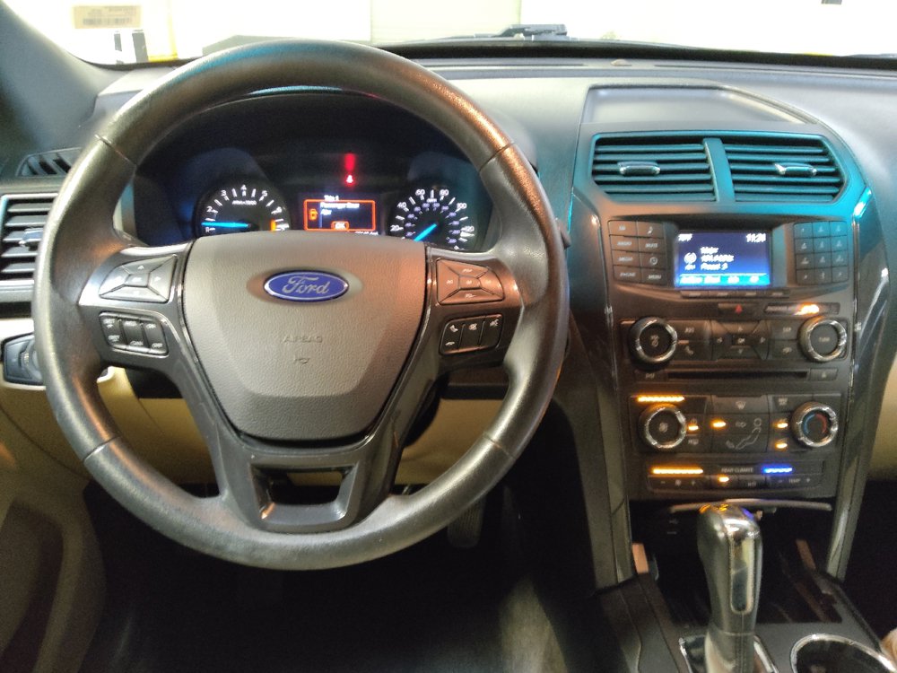 Used 2016 Ford Explorer FWD image 22