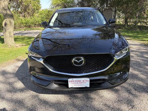 Used 2018 MAZDA CX-5 Touring w/ Preferred Equipment Package AWD/4WD image 8