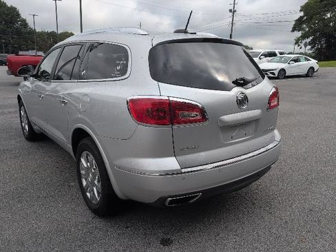 Used 2017 Buick Enclave Leather AWD/4WD image 6