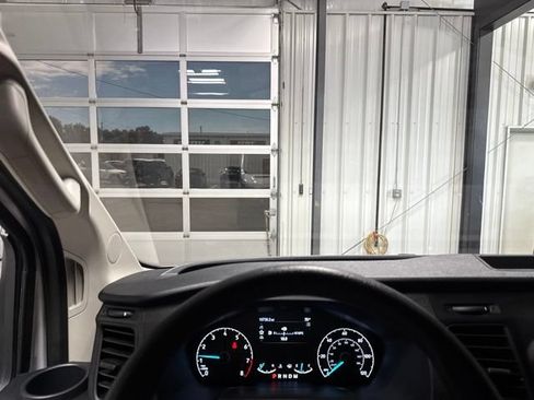 Used 2025 Ford Transit 250 Low Roof w/ Exterior Upgrade Package RWD image 8