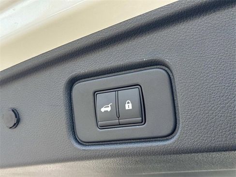 New 2025 Nissan Pathfinder Rock Creek image 14