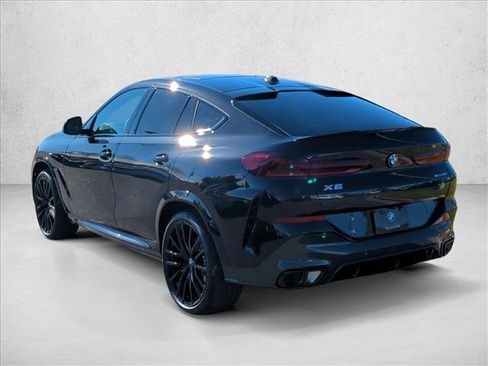 New 2026 BMW X6 xDrive40i w/ Climate Comfort Package image 9