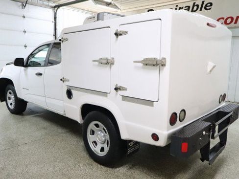 Used 2021 Chevrolet Colorado W/T w/ WT Convenience Package image 3