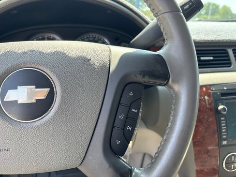 Used 2008 Chevrolet Tahoe LTZ w/ LTZ Preferred Equipment Group RWD image 21
