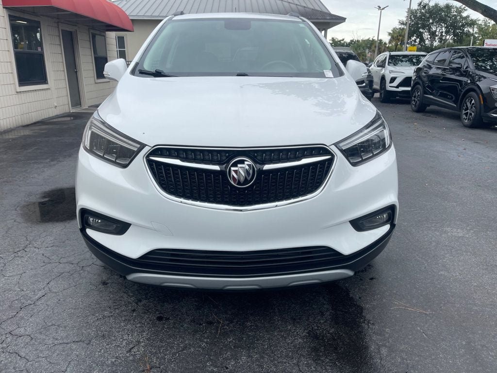 Used 2018 Buick Encore Essence FWD image 9