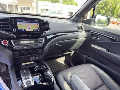 Certified 2023 Honda Ridgeline Black Edition image 26
