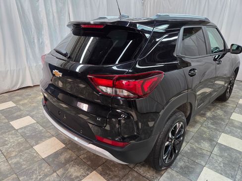 Used 2021 Chevrolet TrailBlazer LT w/ Convenience Package image 6