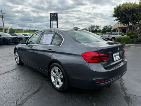 Used 2017 BMW 330i xDrive Sedan AWD/4WD image 26