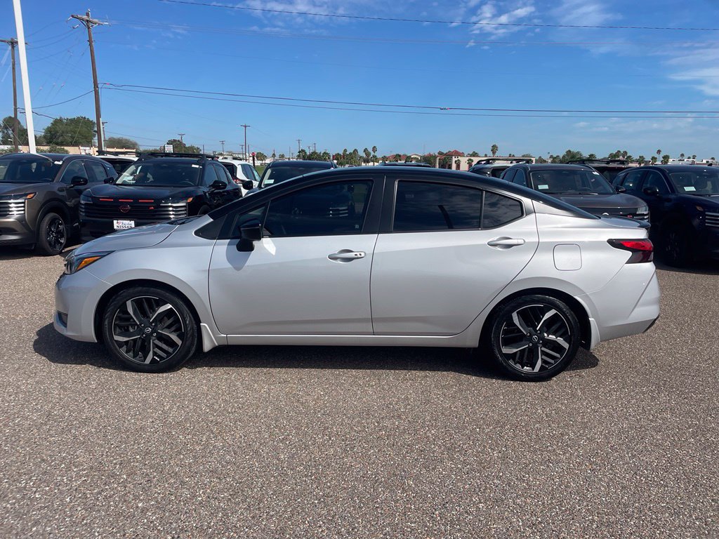 Certified 2025 Nissan Versa SR w/ Trunk Package FWD image 4