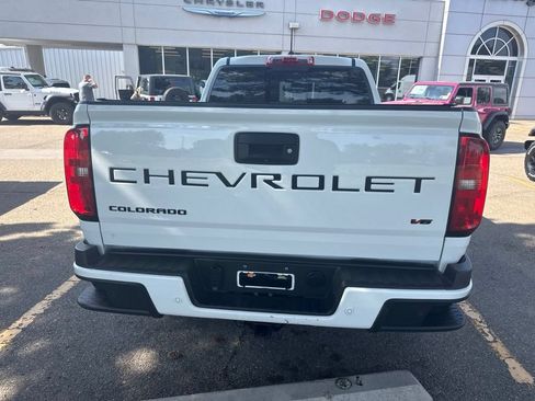Used 2022 Chevrolet Colorado Z71 w/ Safety Package AWD/4WD image 9