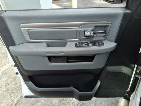 Used 2016 RAM 1500 Big Horn image 11