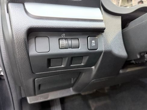 Used 2013 Subaru Impreza 2.0i Premium image 12