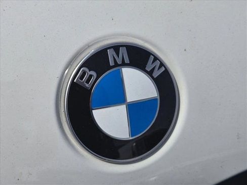 Used 2022 BMW 530i w/ M Sport Package RWD image 6