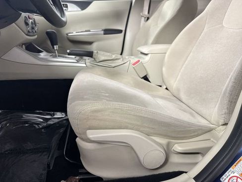 Used 2010 Subaru Impreza 2.5i AWD/4WD image 17