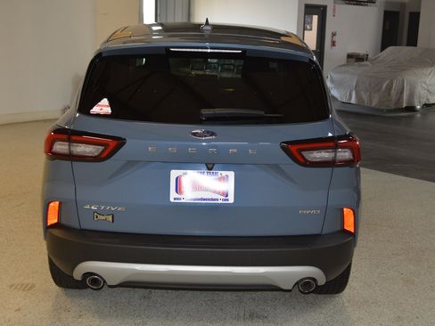 Used 2024 Ford Escape Active image 4