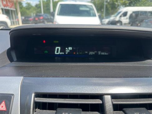 Used 2014 Toyota Prius V Two FWD image 13