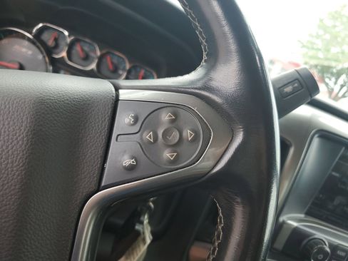 Used 2018 Chevrolet Silverado 1500 LT w/ All Star Edition AWD/4WD image 23