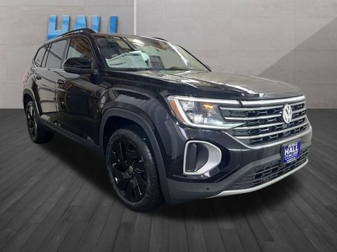 New 2026 Volkswagen Atlas SE image 5