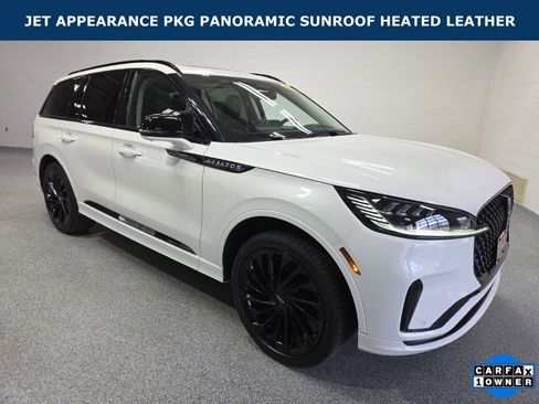 Used 2025 Lincoln Aviator Reserve w/ Jet Appearance Package AWD/4WD image 1