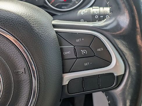 Used 2020 Jeep Compass Latitude AWD/4WD image 15