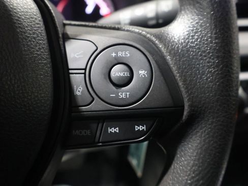 Used 2024 Toyota RAV4 LE image 33