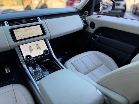 Used 2022 Land Rover Range Rover Sport HSE Dynamic image 42