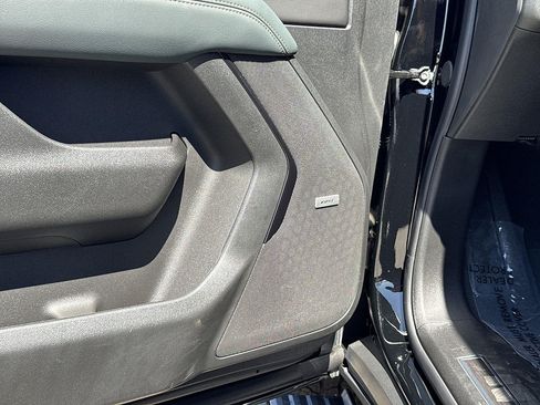 New 2026 GMC Yukon XL AT4 w/ AT4 Premium Plus Package AWD/4WD image 19