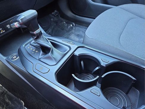 Used 2025 Kia K4 LXS image 26