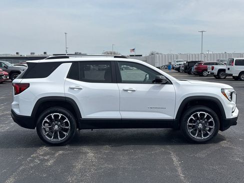 New 2026 GMC Terrain Elevation w/ Elevation Premium Package AWD/4WD image 11