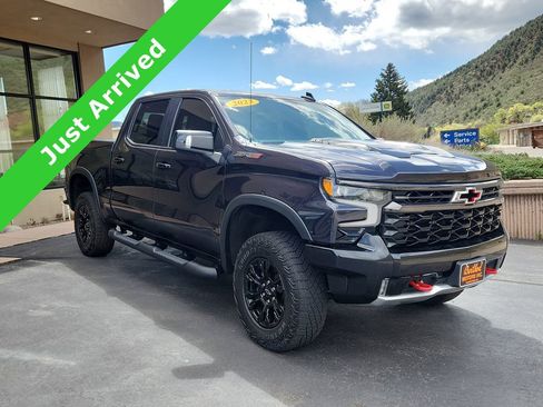 Used 2023 Chevrolet Silverado 1500 ZR2 w/ Technology Package image 1