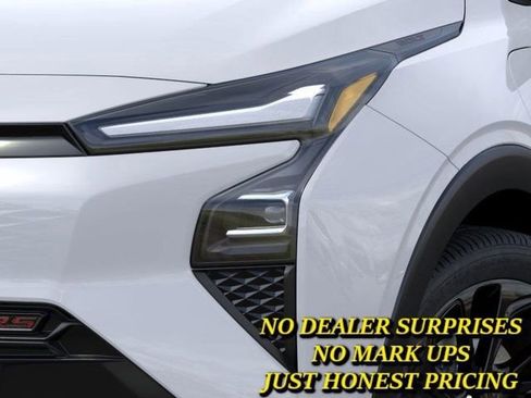 New 2027 Chevrolet Bolt RS FWD image 10