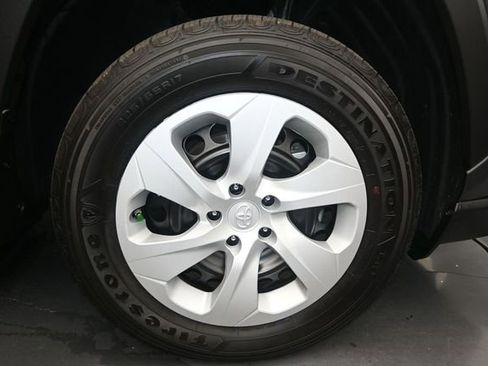 Used 2025 Toyota RAV4 LE FWD image 16