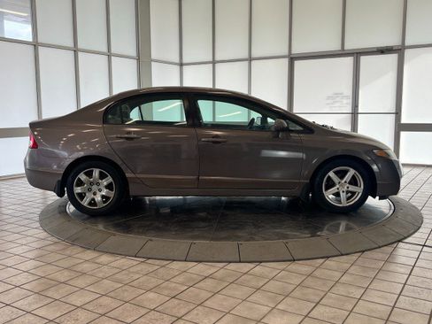 Used 2010 Honda Civic LX image 8