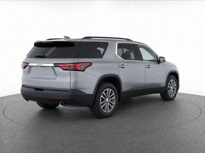 Used 2023 Chevrolet Traverse LT