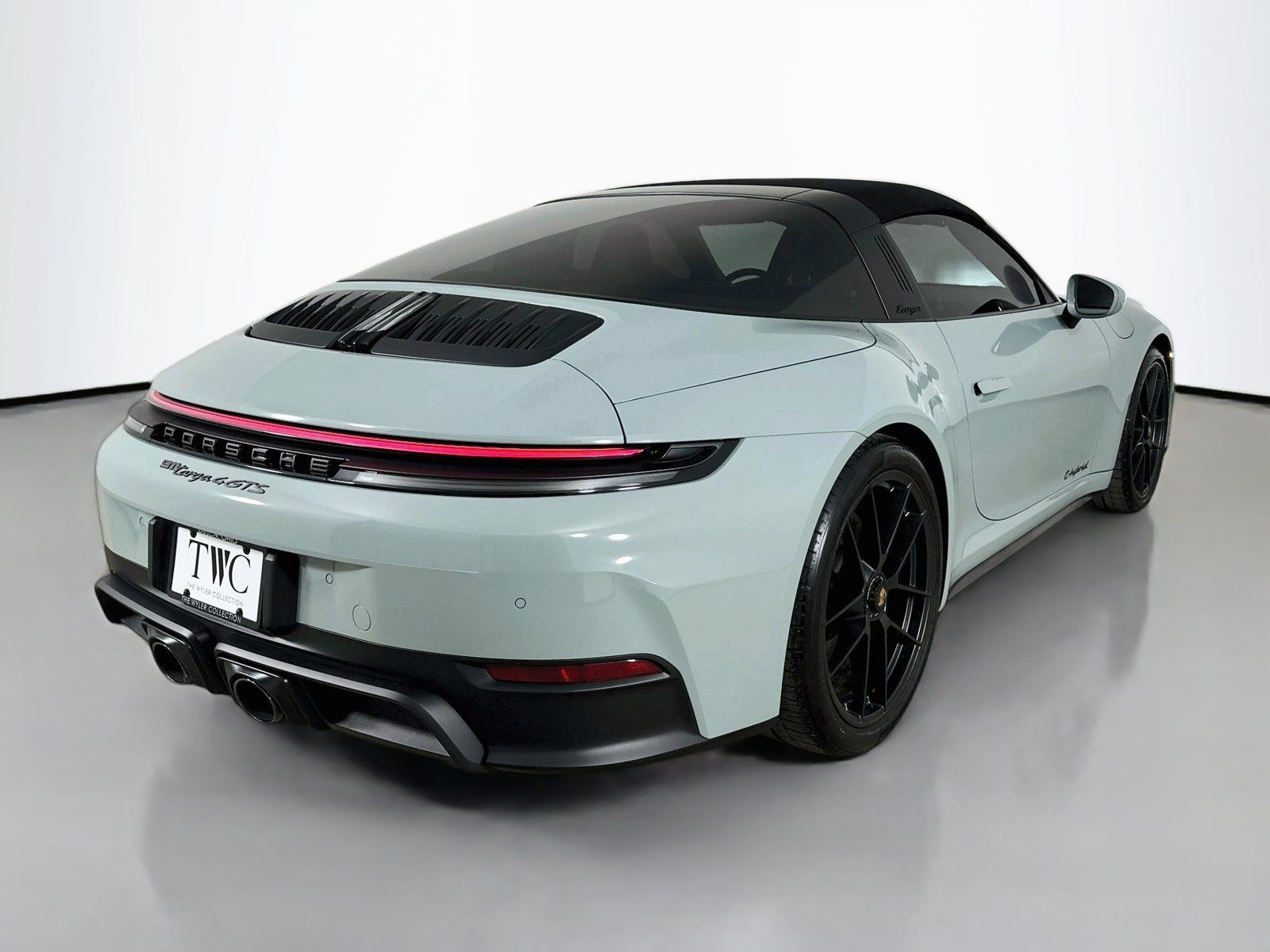 Used 2026 Porsche 911 Targa 4 GTS AWD/4WD image 5