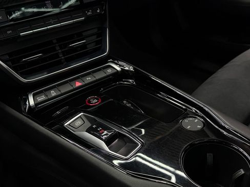 Used 2022 Audi e-tron GT Premium Plus w/ Performance Package AWD/4WD image 22