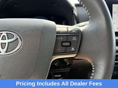 Used 2025 Toyota Camry SE w/ Convenience Package AWD/4WD image 16