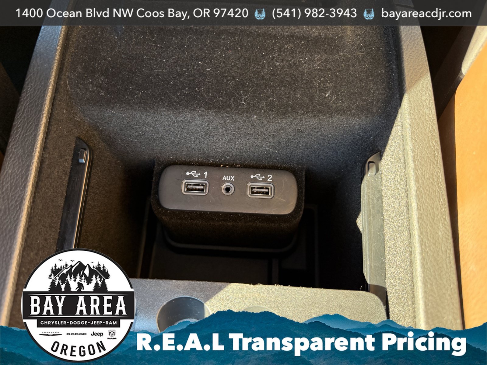 Used 2019 Chrysler 300 Limited w/ Light Group RWD image 20