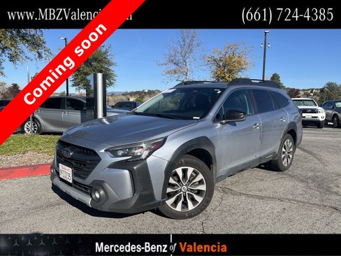 Used 2023 Subaru Outback Limited XT image 1