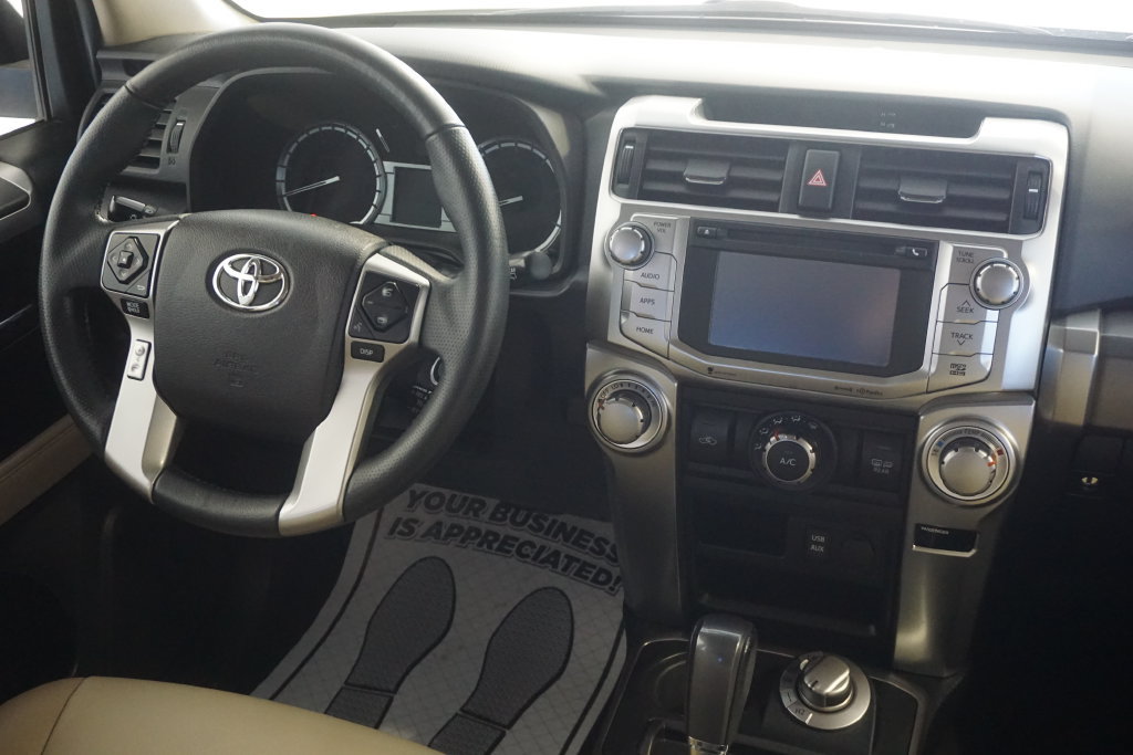 Used 2017 Toyota 4Runner SR5 Premium AWD/4WD image 31