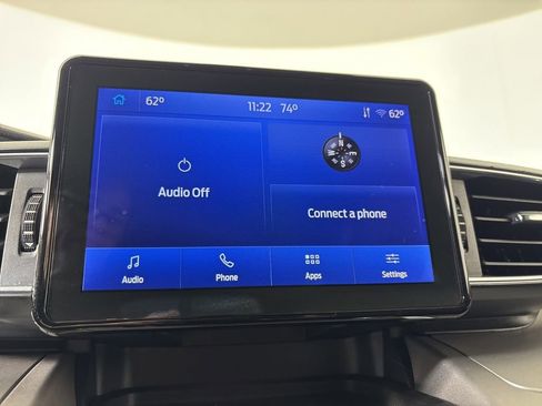 Used 2022 Ford Explorer XLT w/ Equipment Group 202A image 27